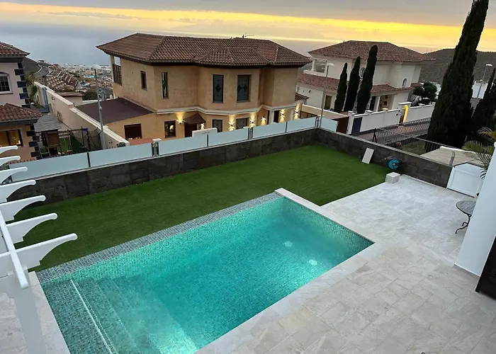 Zion Tenerife With Heated Pool Vila